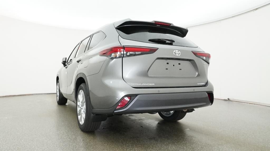 2026 Toyota Highlander Hybrid Limited