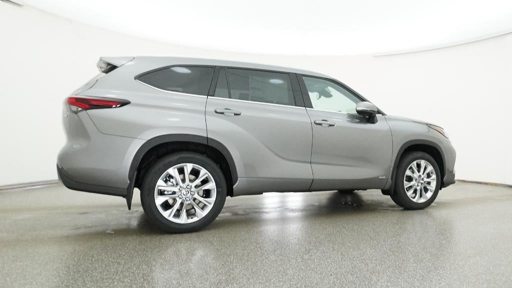 2026 Toyota Highlander Hybrid Limited