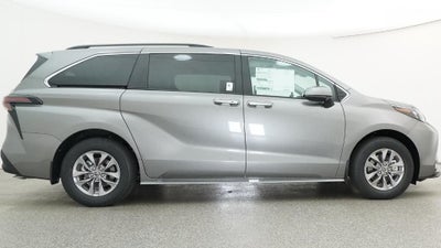 2026 Toyota Sienna XLE