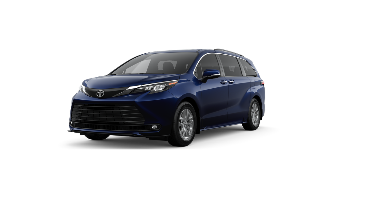 2026 Toyota Sienna XLE 7-Passenger Hybrid FWD's photo