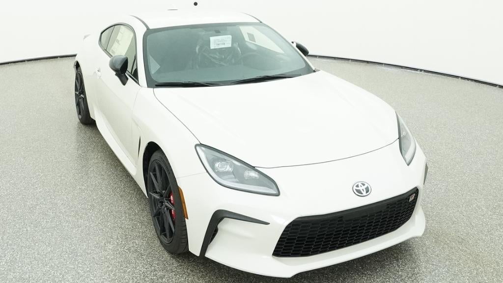 2026 Toyota GR86 Premium MT