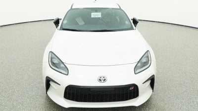 2026 Toyota GR86 Premium MT