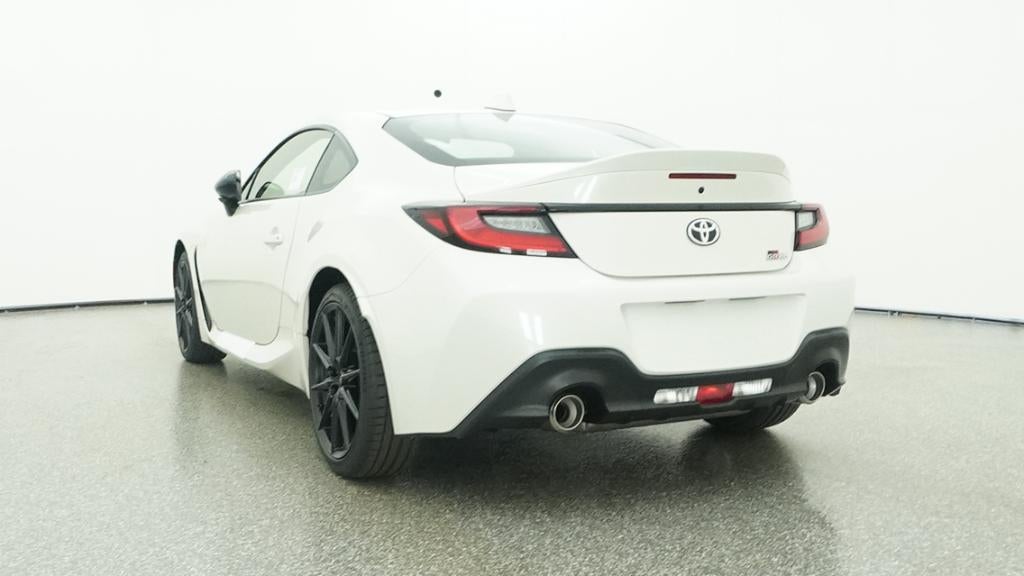 2026 Toyota GR86 Premium MT