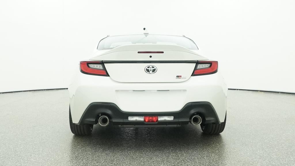 2026 Toyota GR86 Premium MT