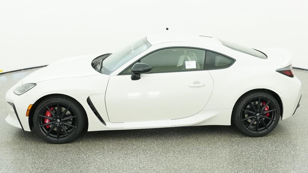 2026 Toyota GR86 Premium MT