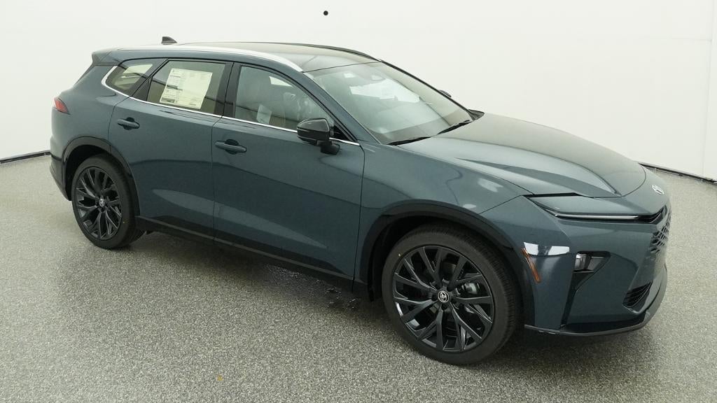 2026 Toyota Toyota Crown Signia Limited