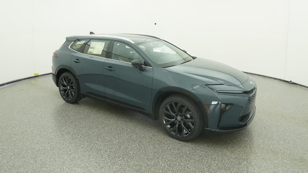 2025 Toyota Toyota Crown Signia Limited