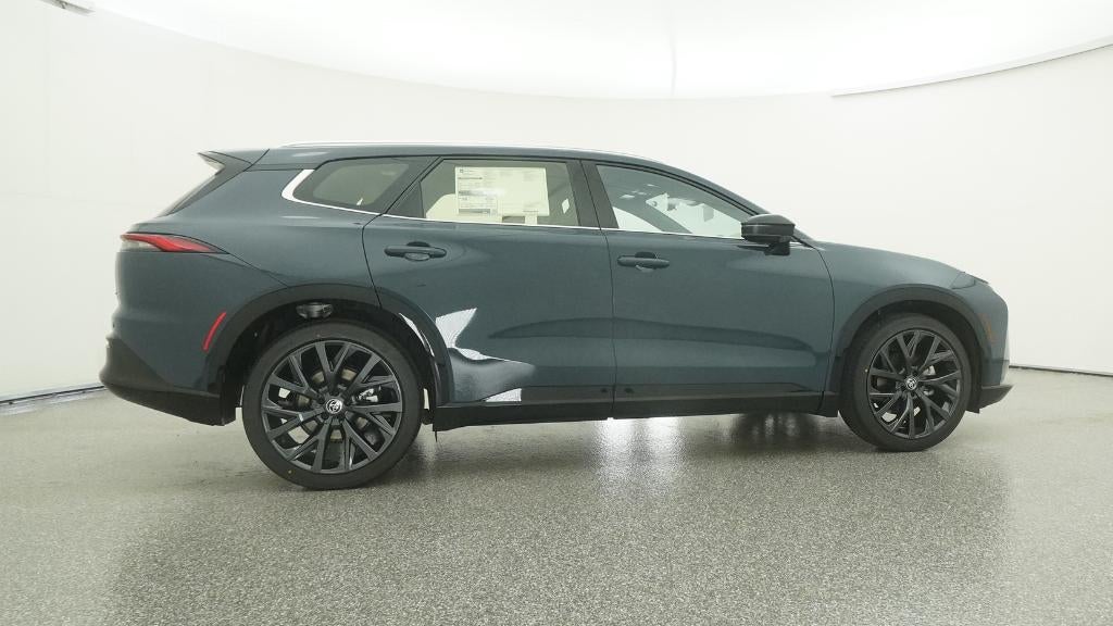 2025 Toyota Toyota Crown Signia Limited