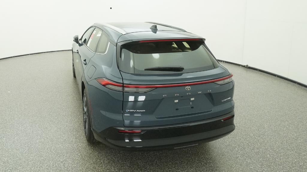 2025 Toyota Toyota Crown Signia Limited