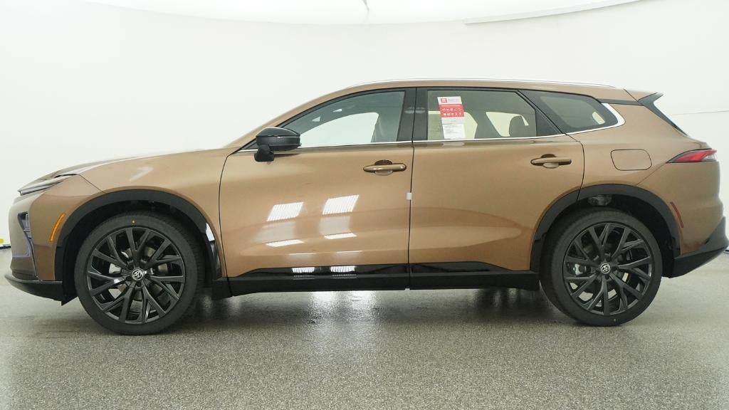 2026 Toyota Toyota Crown Signia Limited