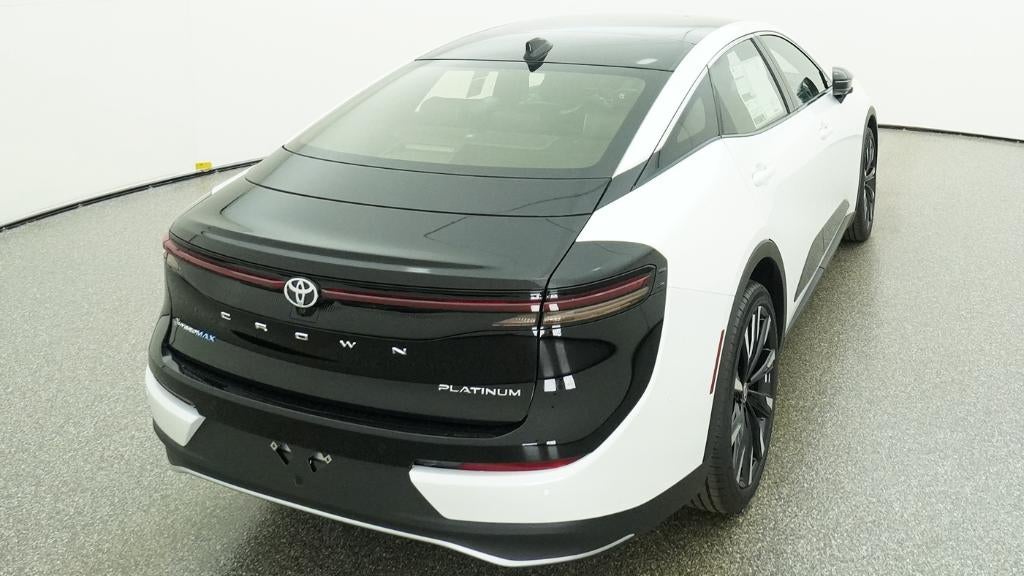 2026 Toyota Toyota Crown Platinum