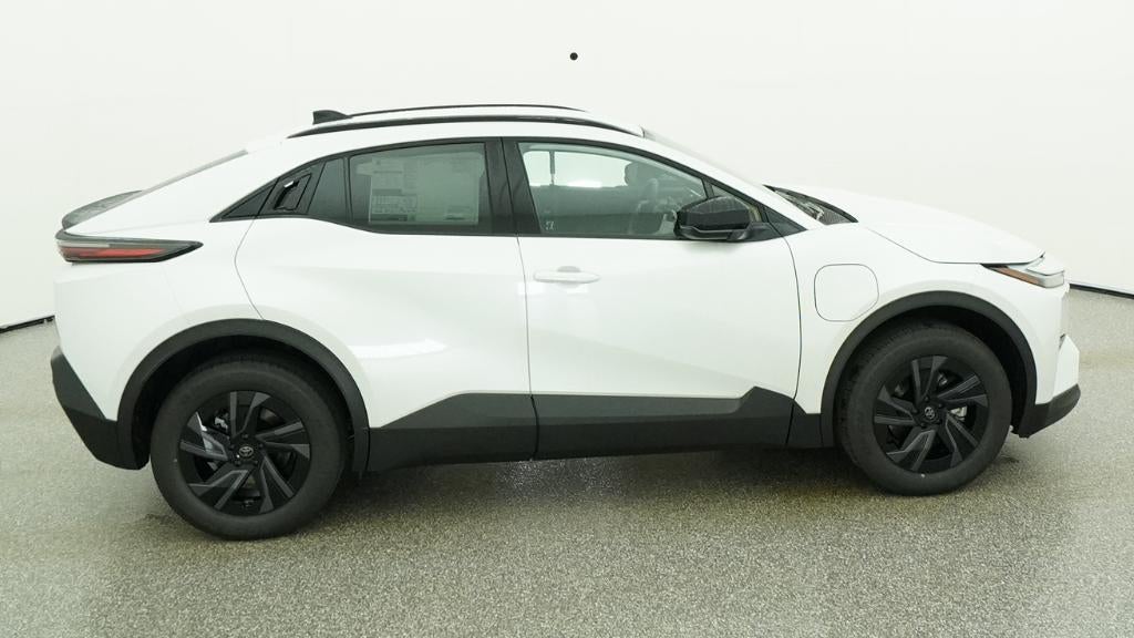 2026 Toyota C-HR SE