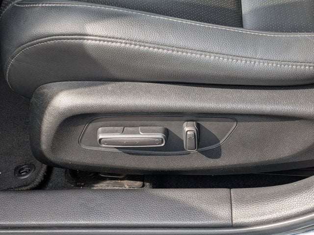 2022 Honda Civic Hatchback EX-L