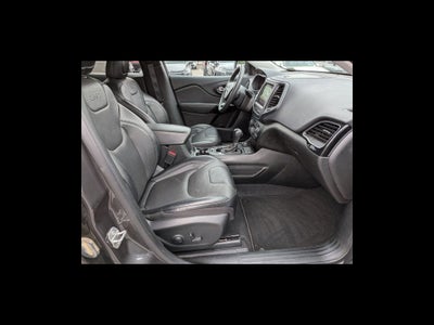 2023 Jeep Cherokee Altitude Lux