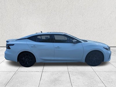 2023 Nissan Maxima SR
