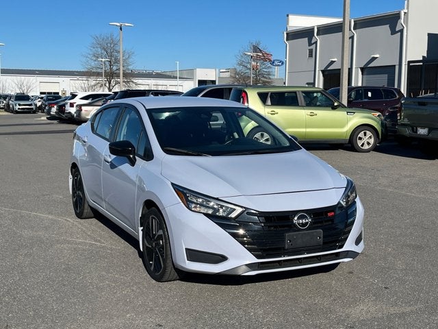 2024 Nissan Versa SR