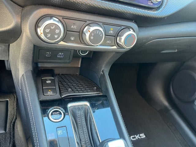 2023 Nissan Kicks SV