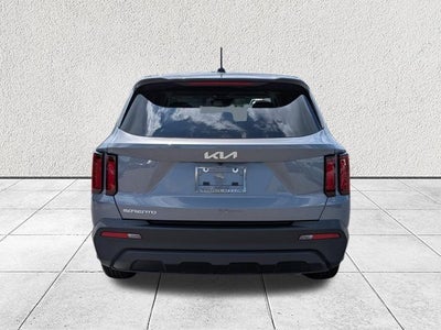 2023 Kia Sorento LX