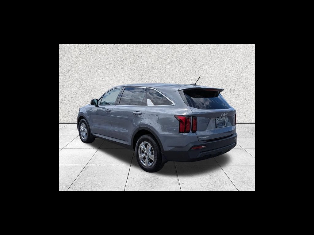 2023 Kia Sorento LX
