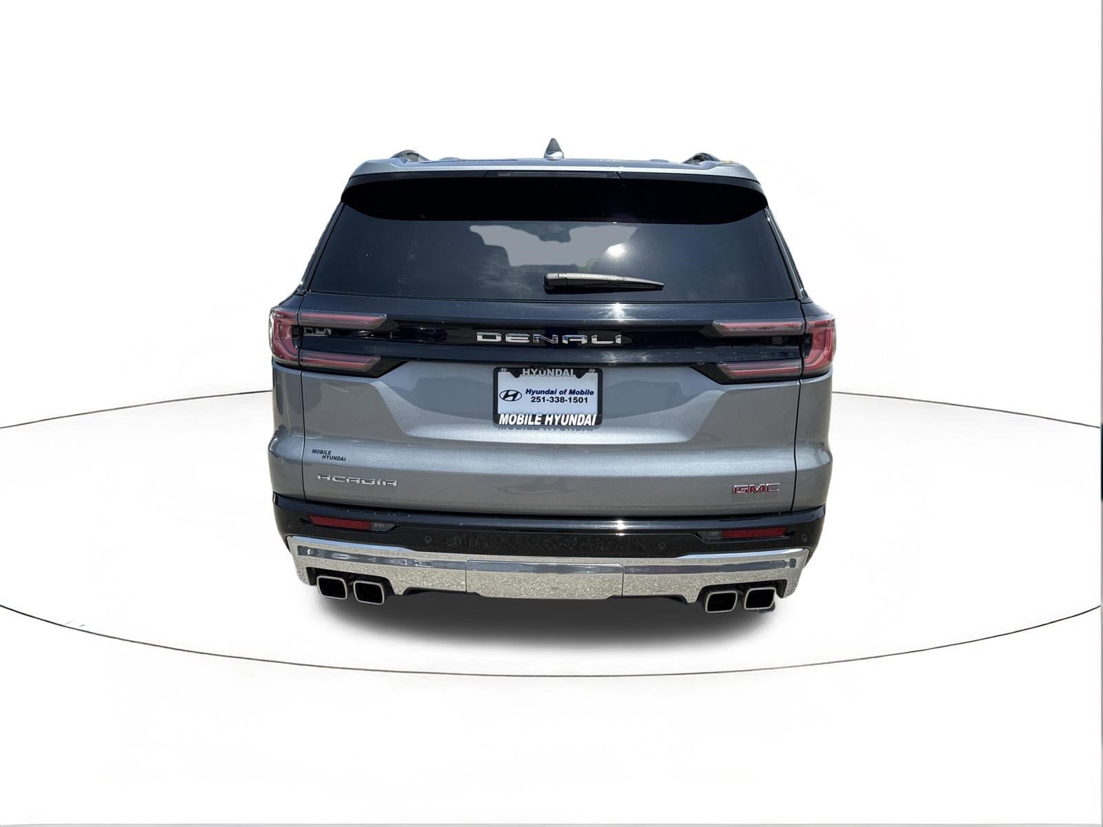 2025 GMC Acadia FWD Denali