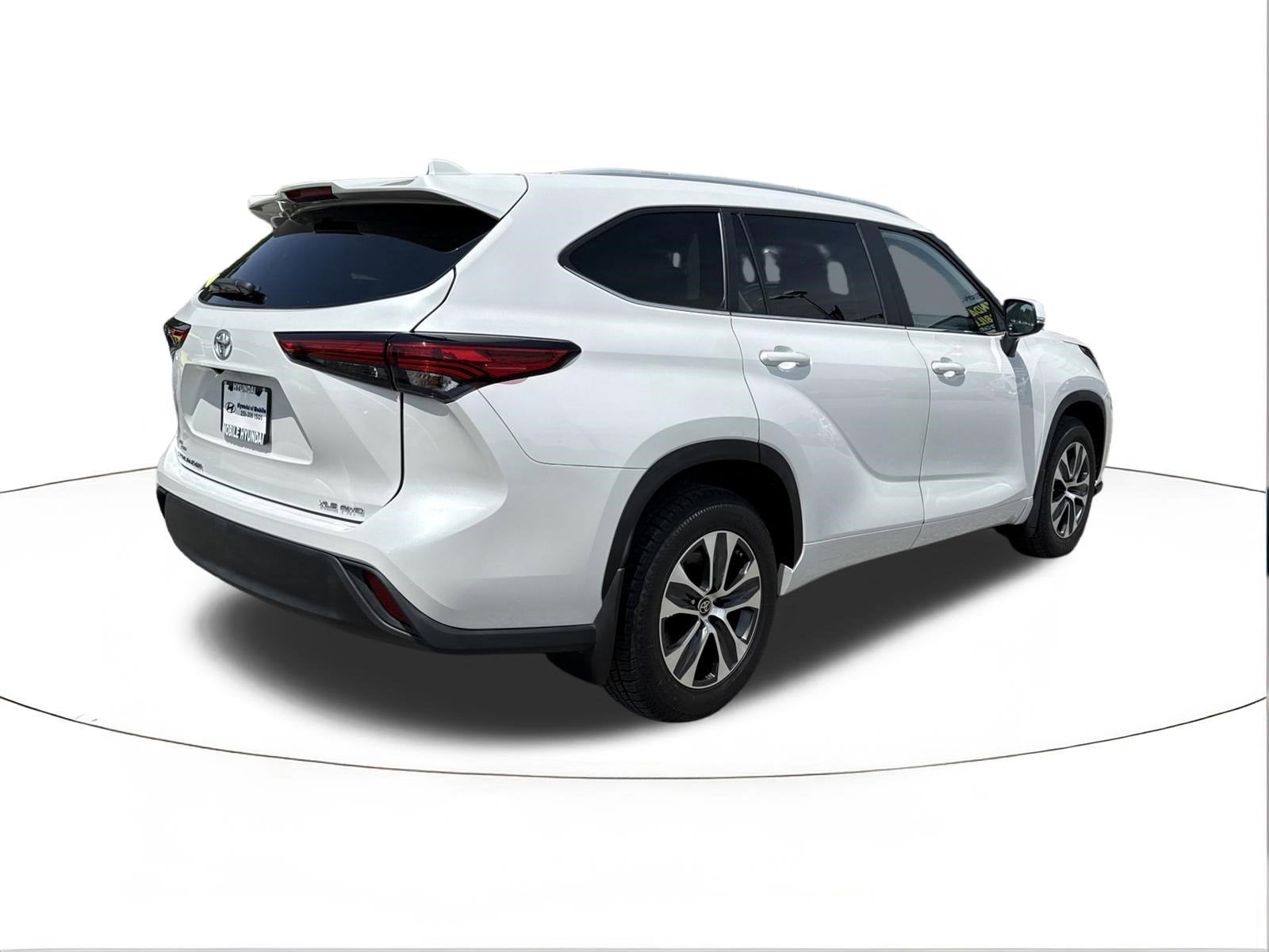 2023 Toyota Highlander XLE