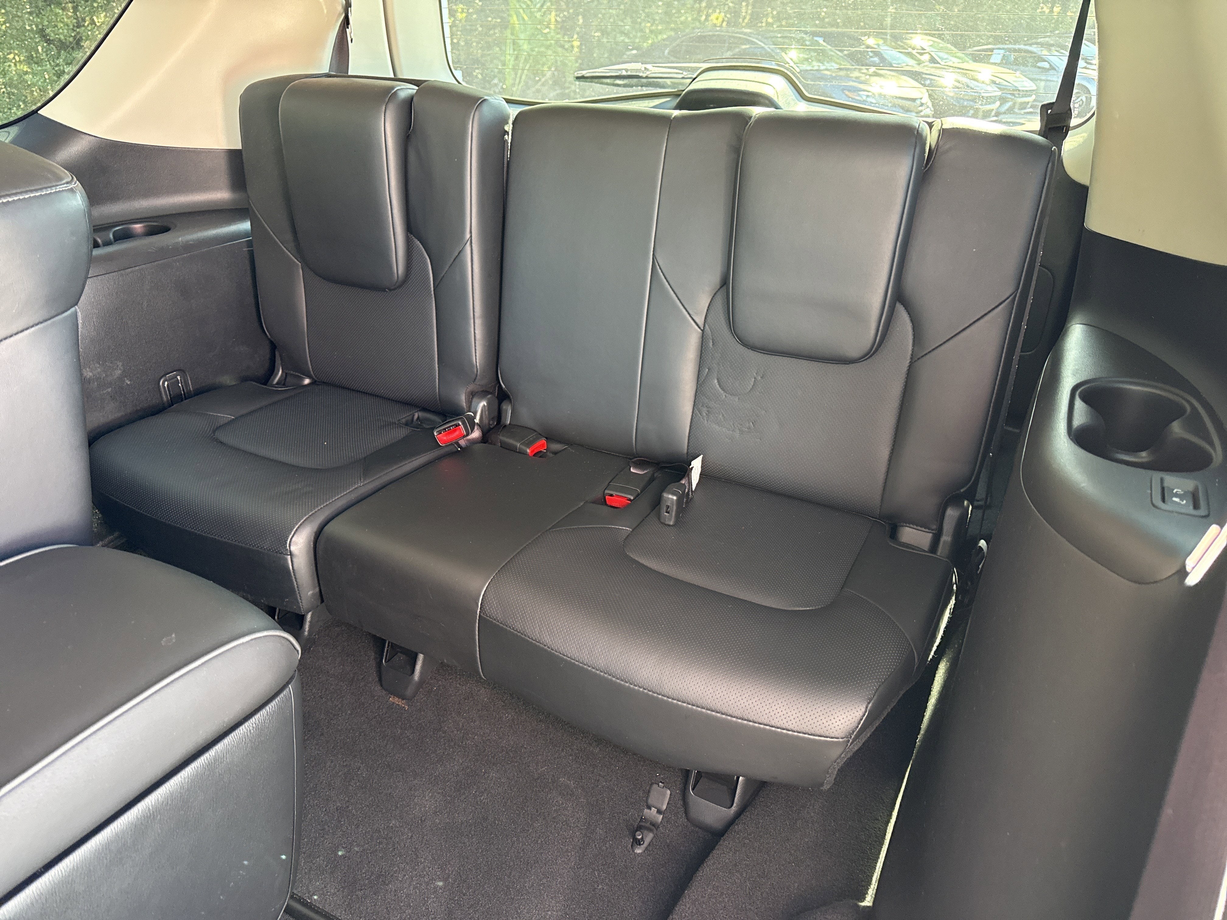 2019 INFINITI QX80 LUXE