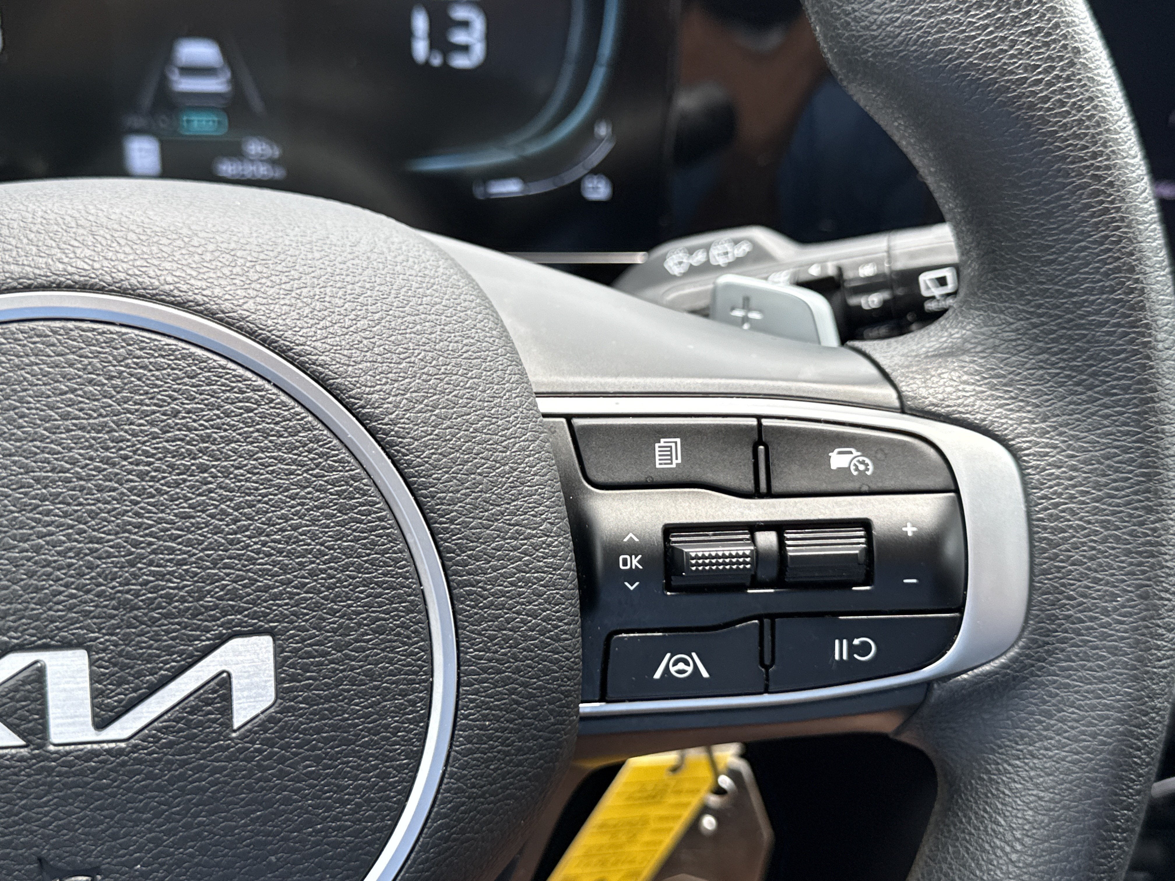2025 Kia Sportage Hybrid LX