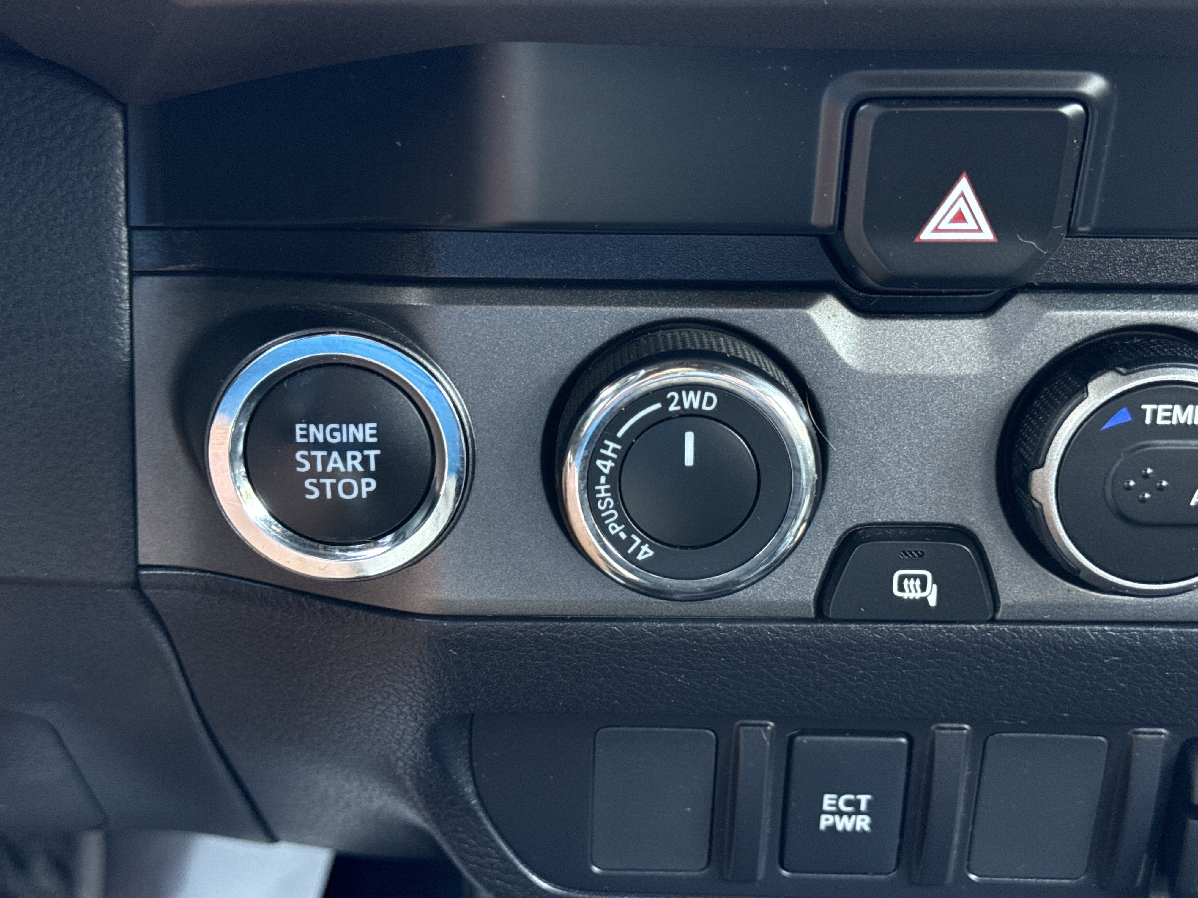 2022 Toyota Tacoma 4WD TRD Off Road