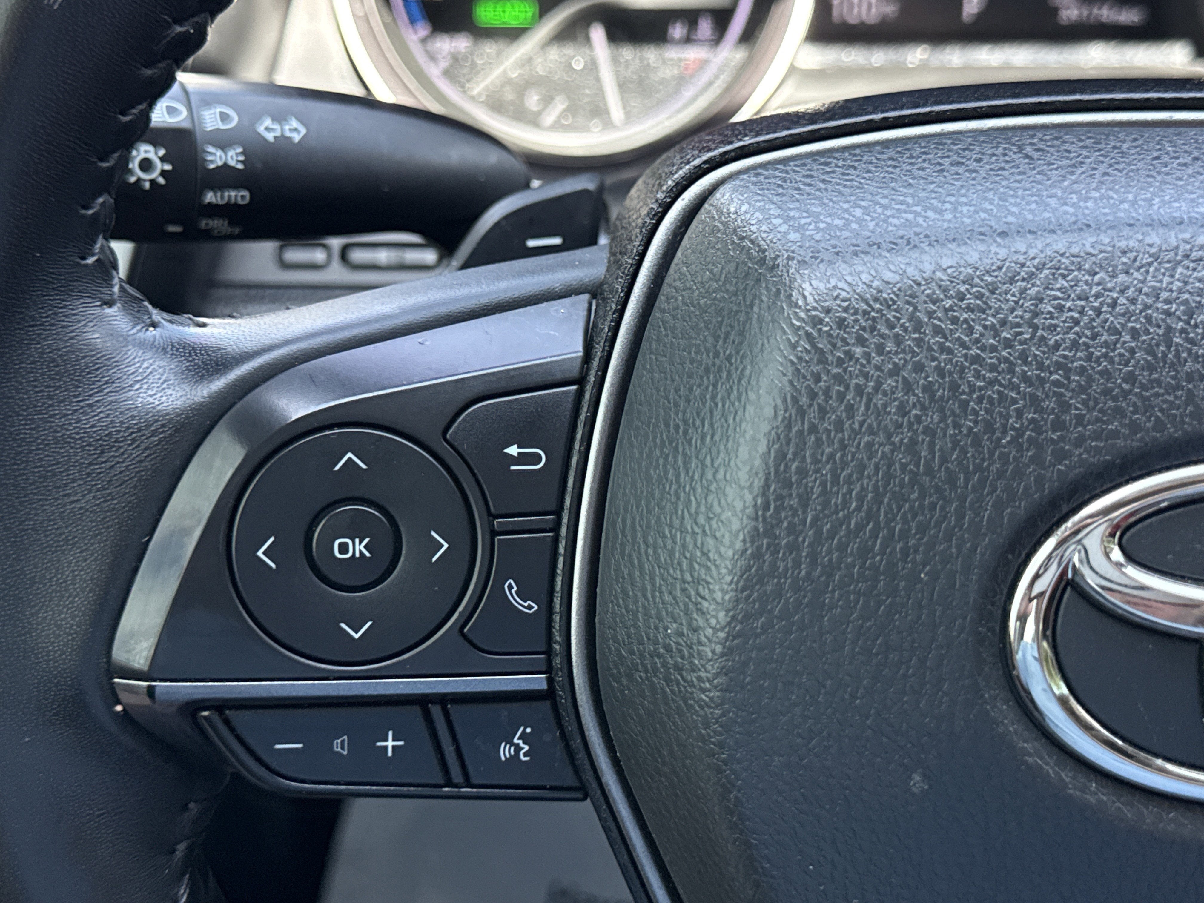 2023 Toyota Camry Hybrid XSE