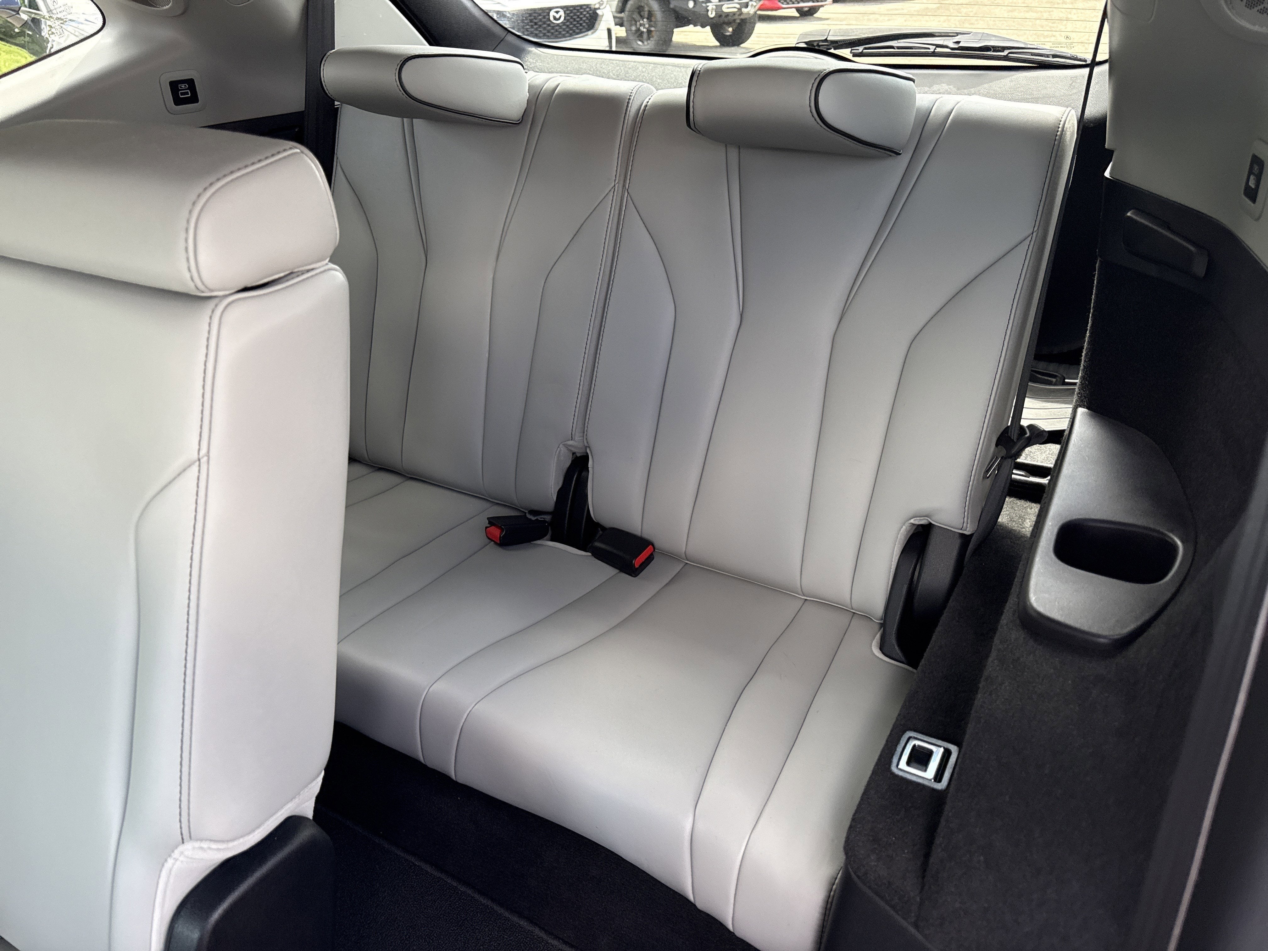 2022 Acura MDX w/Advance Package