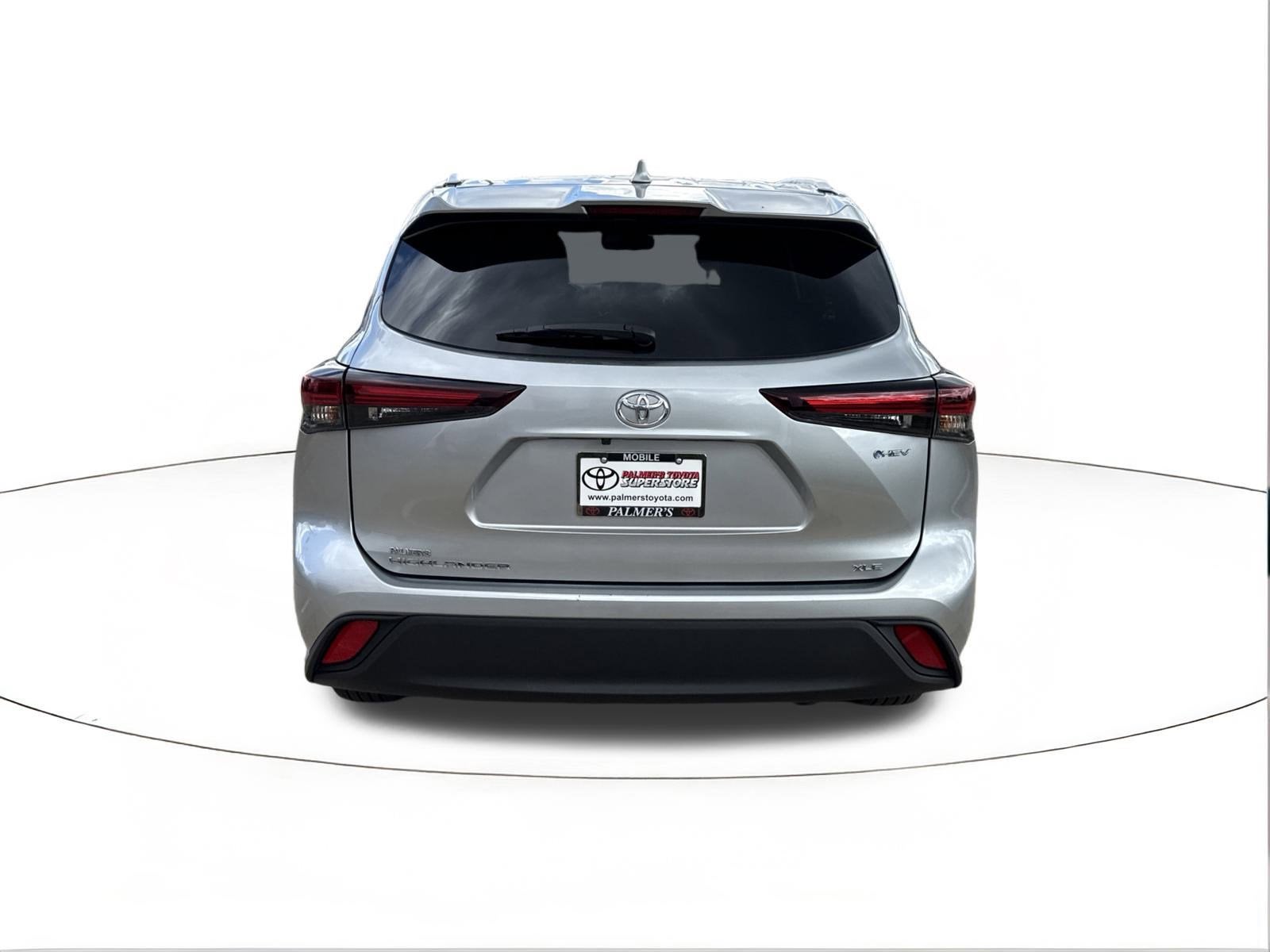 2025 Toyota Highlander XLE