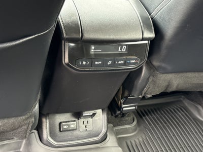 2024 Toyota Highlander Hybrid Limited