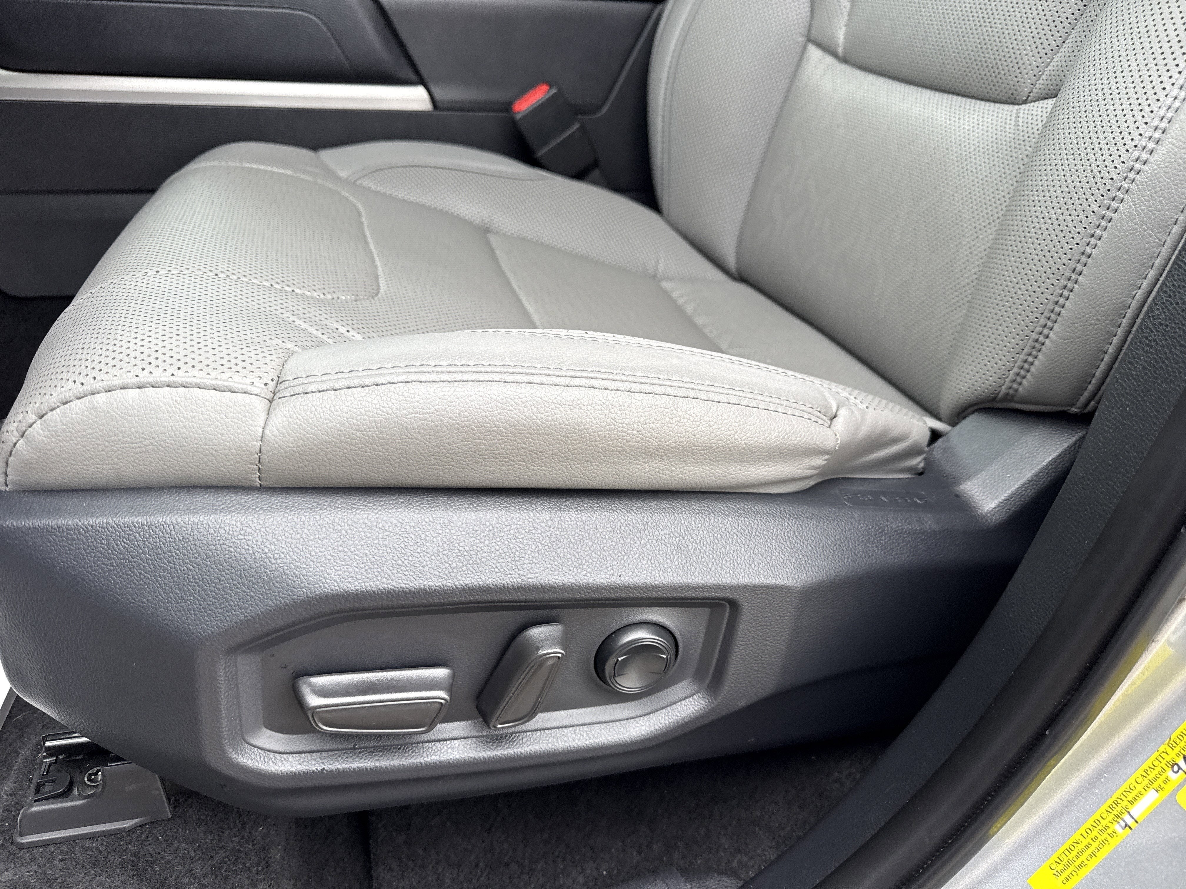 2024 Toyota Tundra 4WD SR5