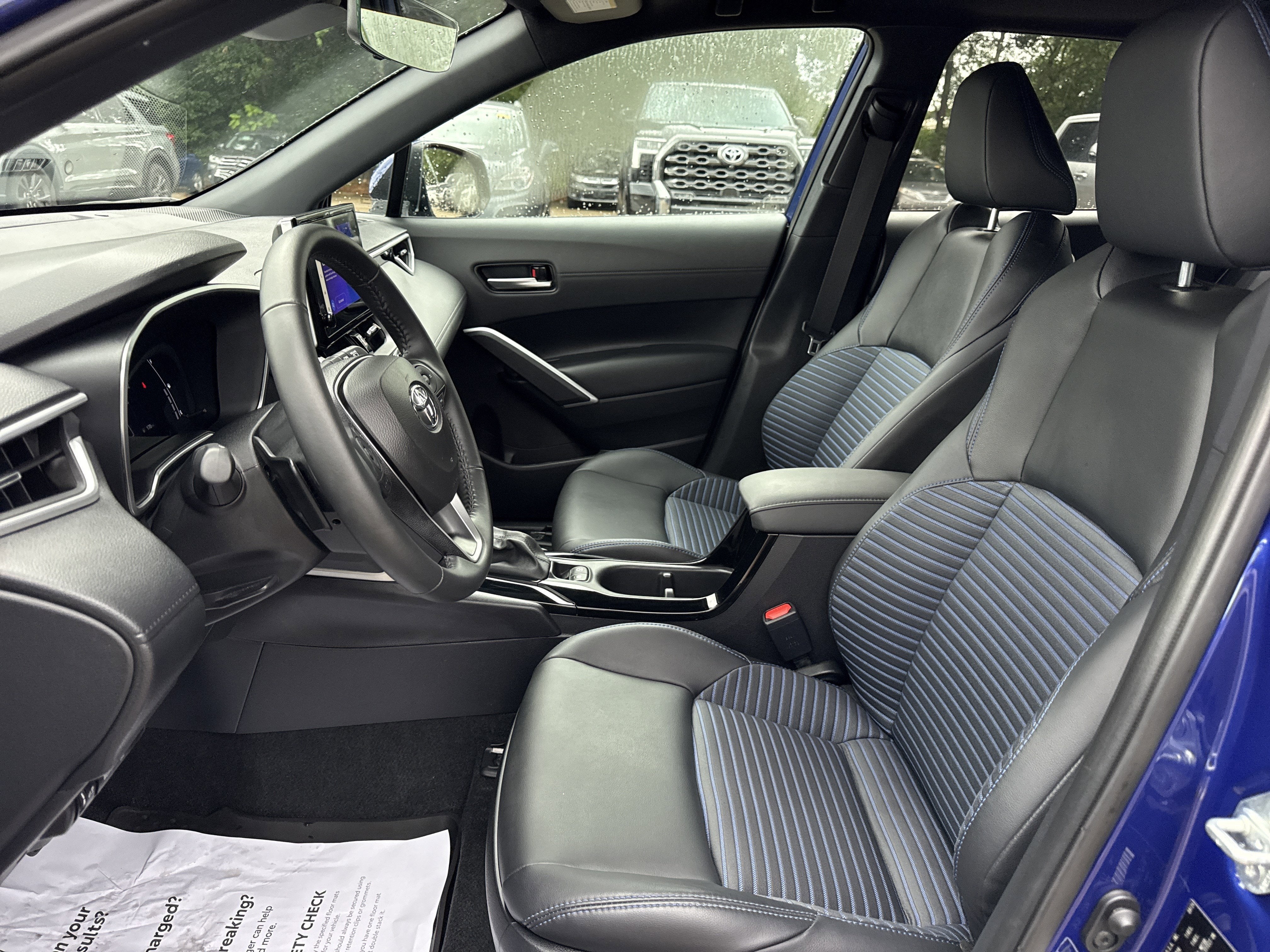 2024 Toyota Corolla Cross Hybrid XSE