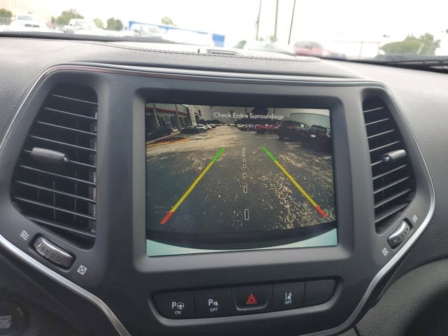 2023 Jeep Cherokee Altitude Lux