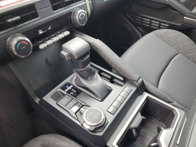 2024 Toyota Tacoma 4WD SR5