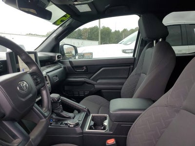 2025 Toyota Tacoma 4WD SR5