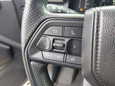 2025 Toyota Tacoma 4WD SR5