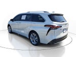 2023 Toyota Sienna Platinum