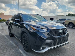 2023 Toyota Highlander Base