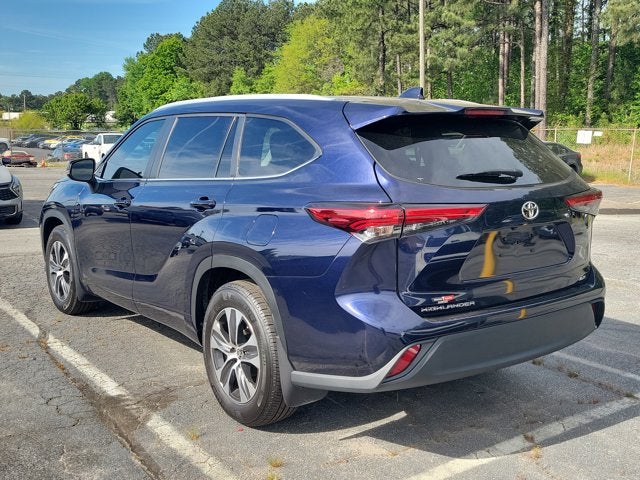 2023 Toyota Highlander Base