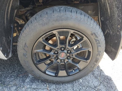 2024 Toyota Tundra 4WD SR5