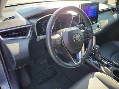 2023 Toyota Corolla Cross XLE