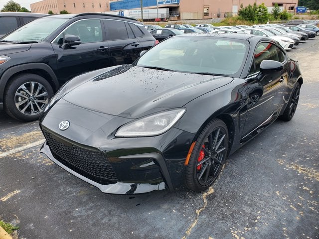 2025 Toyota GR86 Premium