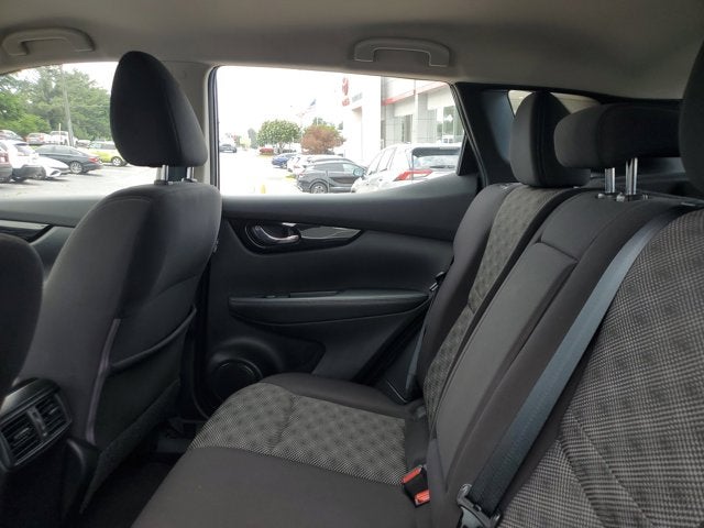 2021 Nissan Rogue Sport SV