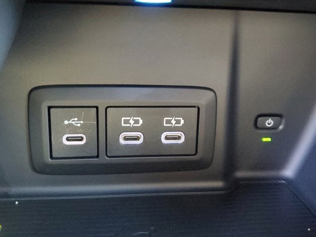 2023 Toyota Venza LE