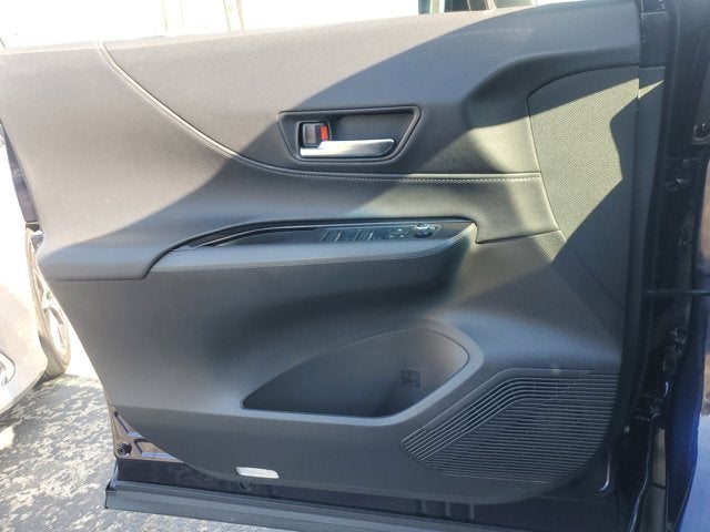 2023 Toyota Venza LE