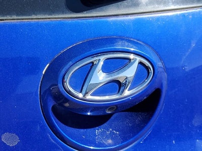 2012 Hyundai Veloster w/Black Int