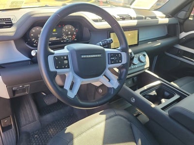 2024 Land Rover Defender X-Dynamic SE