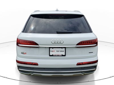 2021 Audi Q7 Premium Plus